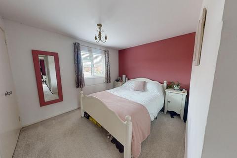 78 Beaumont Drive, Northampton, NN3 8PS