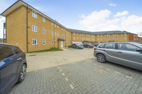 2 bedroom flat for sale, Newbury,  Berkshire,  RG14