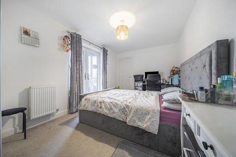 2 bedroom flat for sale, Newbury,  Berkshire,  RG14