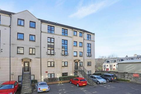 2 bedroom flat to rent, 3, Rodney Place, Edinburgh, EH7 4FR