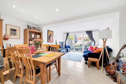 5 bedroom terraced house for sale, Burnt Ash Road, London, SE12