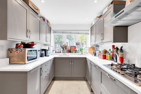 101 Burnt Ash Road, London, SE12 8RA