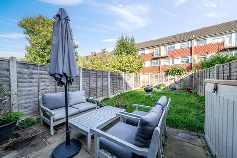 101 Burnt Ash Road, London, SE12 8RA