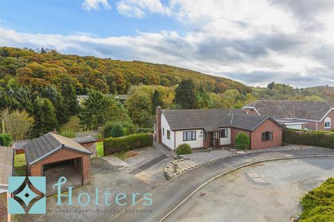 3 bedroom detached bungalow for sale, Sunningdale, Millfield Close, Knighton