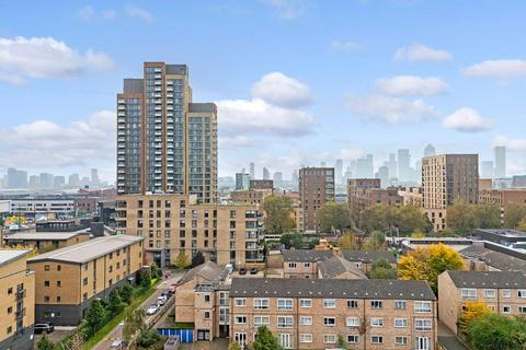 19 William Guy Gardens, London, E3 3LF