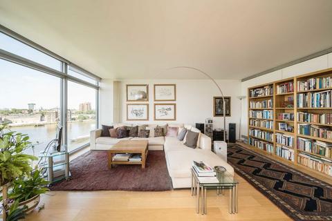 2 bedroom flat for sale, Battersea Church Road, London SW11