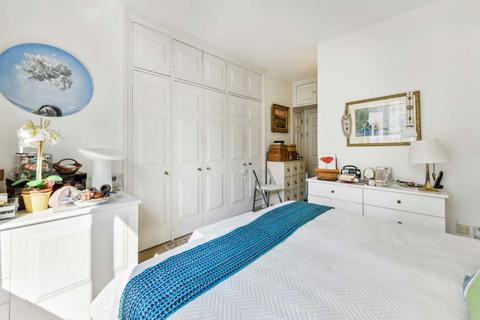 2 bedroom flat for sale, Carlyle Court, London SW10