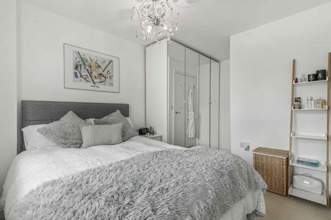 2 bedroom flat for sale, Marine Street, London SE16