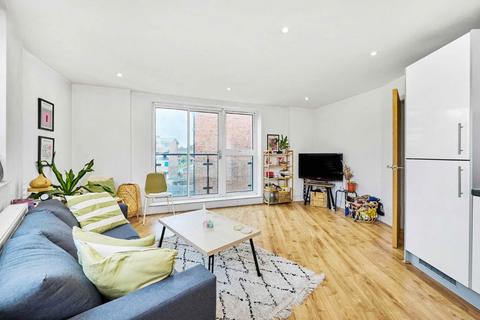 2 bedroom flat for sale, Rowcross Street, London SE1