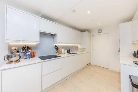 2 bedroom maisonette for sale, St. James's Road, London SE1