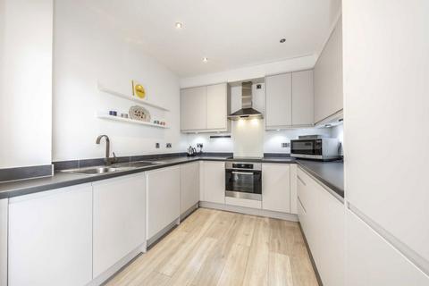 2 bedroom flat for sale, Newington Causeway, London SE1