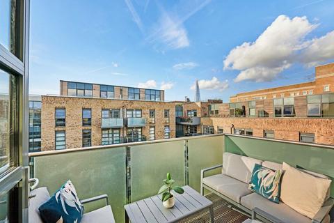 1 bedroom flat for sale, Pages Walk, London SE1