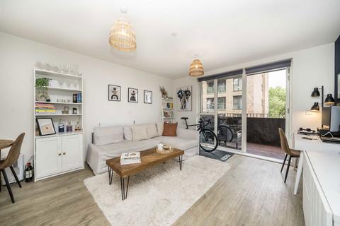 1 bedroom flat for sale, River Rise Close, London SE8