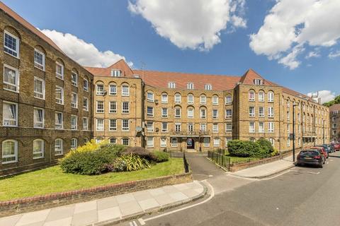 2 bedroom flat to rent, Watts Street, London E1W