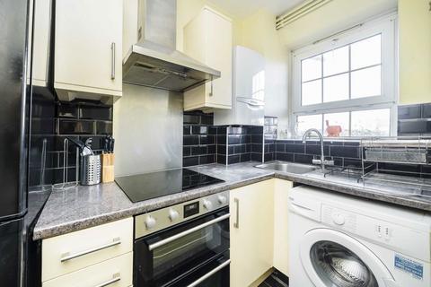 2 bedroom flat to rent, Reardon Street, London E1W