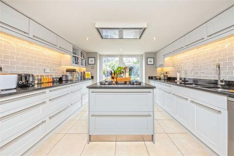 5 bedroom semi-detached house for sale, Hurst Road, East Molesey KT8