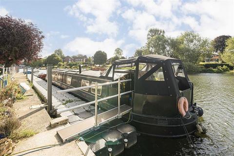 2 bedroom houseboat for sale, Penny Lane, Shepperton TW17