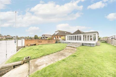 4 bedroom bungalow for sale, Laleham Reach, Chertsey KT16