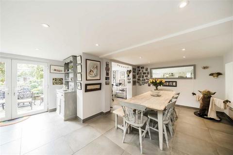 3 bedroom detached house for sale, Riverside, Sunbury-On-Thames TW16