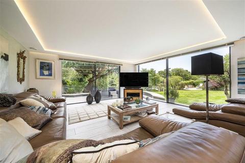 6 bedroom detached house for sale, Walton Lane, Shepperton TW17