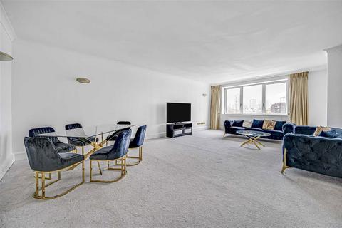 3 bedroom flat to rent, Thames Quay, London SW10