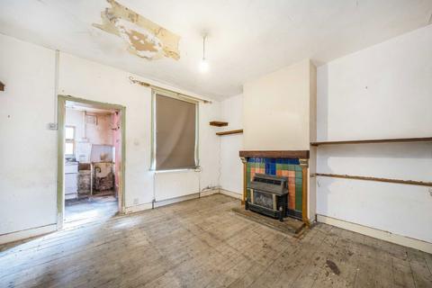 2 bedroom terraced house for sale, Linden Road, Hampton TW12