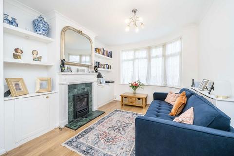 4 bedroom end of terrace house for sale, Longford Close, Hampton TW12