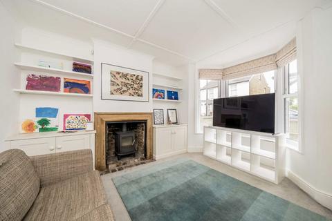 3 bedroom end of terrace house for sale, Milton Road, Hampton TW12