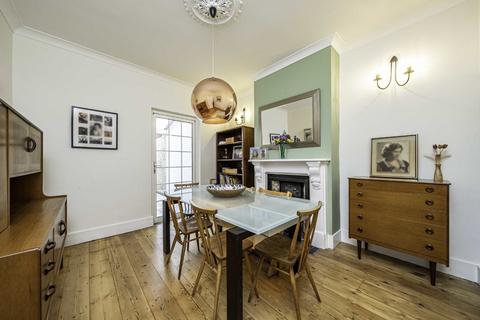 3 bedroom terraced house for sale, Park Place, Hampton TW12