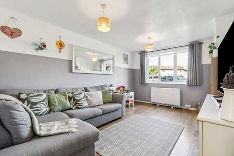 2 bedroom terraced house for sale, Sonning Gardens, Hampton TW12