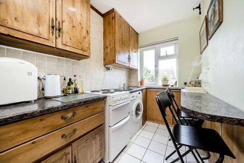 2 bedroom maisonette for sale, Amesbury Road, Feltham TW13