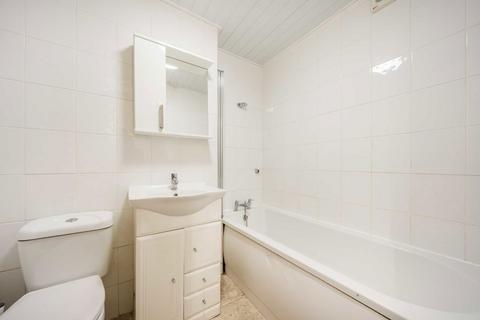 1 bedroom flat for sale, Burgess Close, Feltham TW13