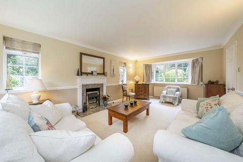 5 bedroom detached house for sale, Broadmead Close, Hampton TW12