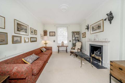 4 bedroom flat for sale, Hampton Court Road, East Molesey KT8