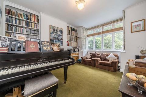 3 bedroom end of terrace house for sale, Hatherop Road, Hampton TW12