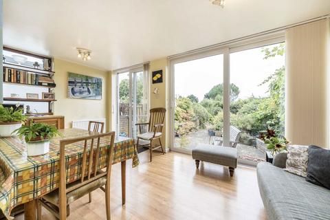 3 bedroom end of terrace house for sale, Hatherop Road, Hampton TW12