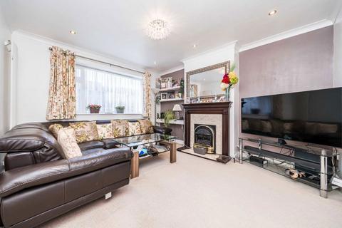 4 bedroom semi-detached house for sale, Conway Road, Hanworth TW13