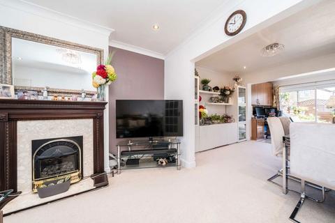 4 bedroom semi-detached house for sale, Conway Road, Hanworth TW13