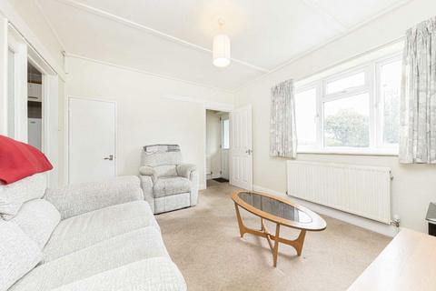 2 bedroom terraced house for sale, Bear Road, Feltham TW13