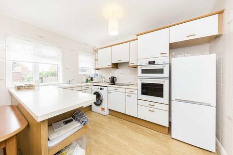 2 bedroom terraced house for sale, Bear Road, Feltham TW13