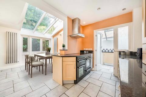 5 bedroom detached house for sale, Kingswood Avenue, Hampton TW12