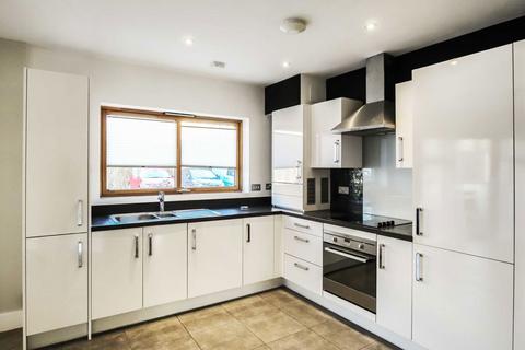 1 bedroom flat for sale, Spring Road, Feltham TW13