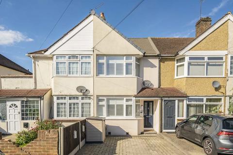 3 bedroom terraced house for sale, Fernside Avenue, Feltham TW13