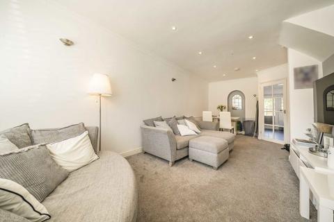 undefined, Fernside Avenue, Feltham TW13