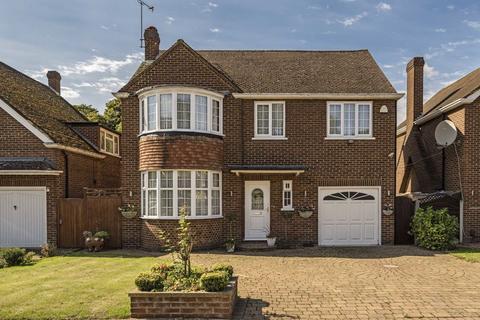 3 bedroom detached house for sale, Elizabeth Way, Hanworth Park TW13