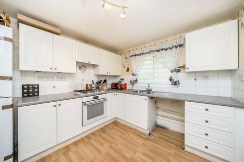 1 bedroom flat for sale, The Cygnets, Feltham TW13