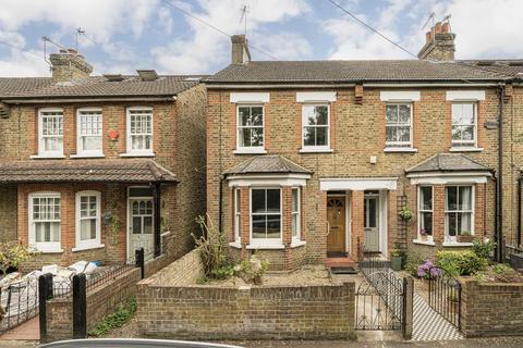 2 bedroom end of terrace house for sale, Eastbank Road, Hampton TW12