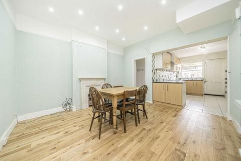 2 bedroom end of terrace house for sale, Eastbank Road, Hampton TW12