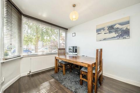 2 bedroom terraced house for sale, Hounslow Road, Feltham TW13