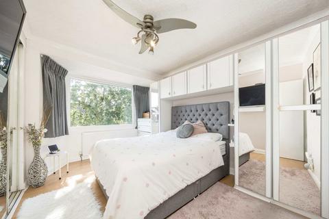 135 Hounslow Road, Hanworth, Feltham, TW13 6PX
